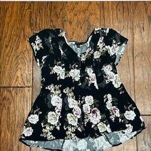 torrid Black Floral Cap-Sleeve Tunic with Pink and Cream Flowers